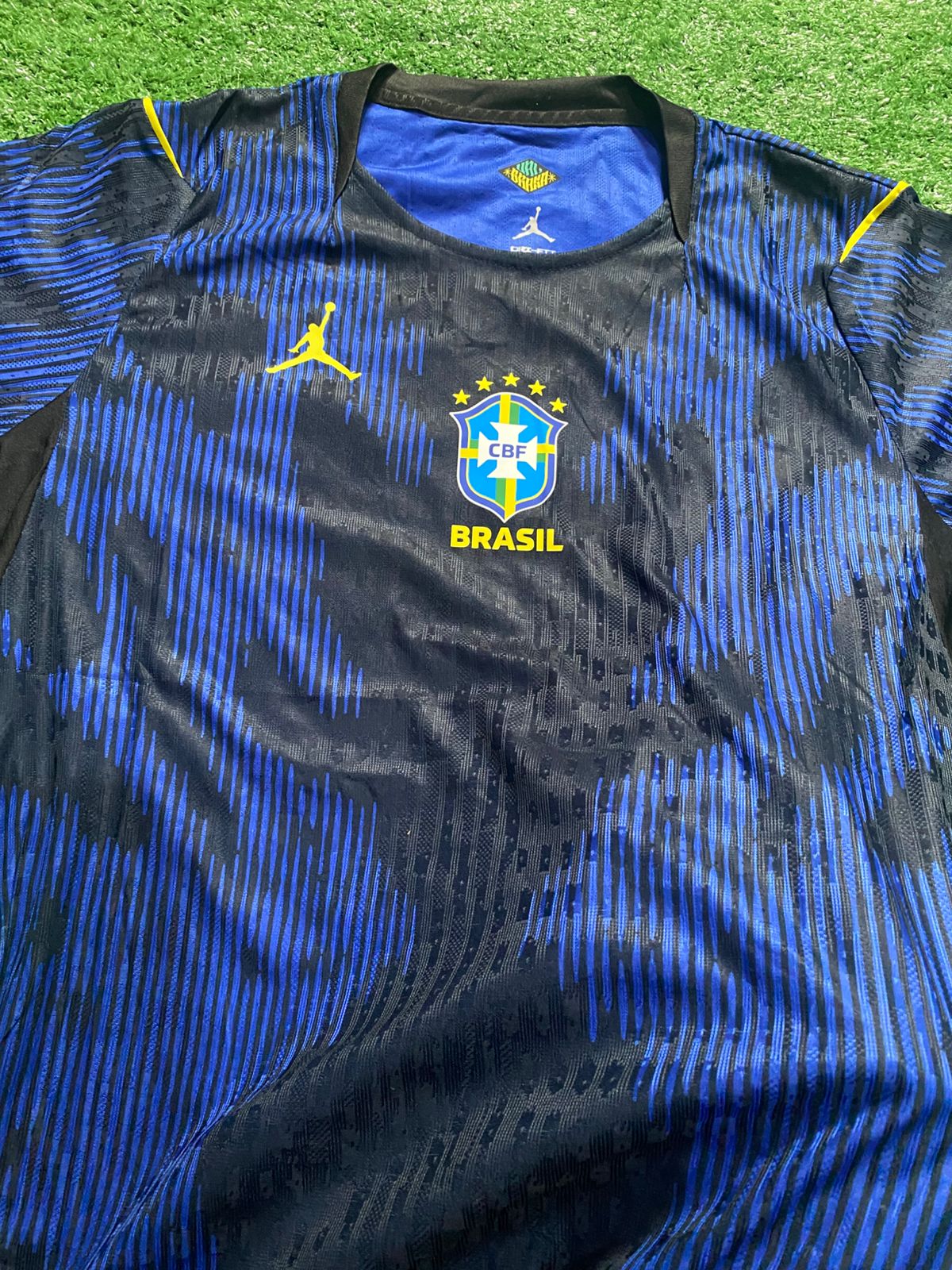 Camisa Brasil 2026 II Azul - Versão Jogador